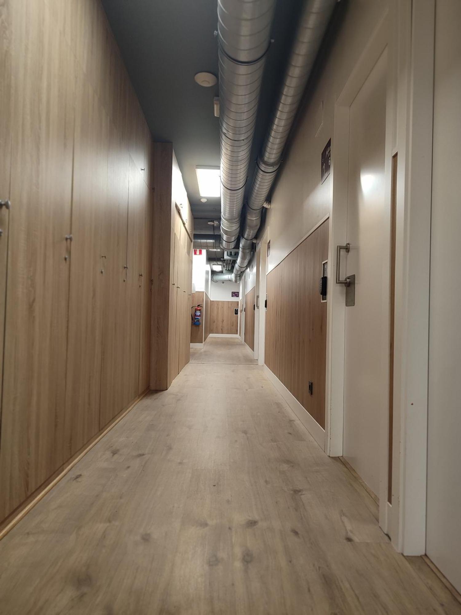 Bilbao Metropolitan Hostel By Bossh Hotels Zewnętrze zdjęcie