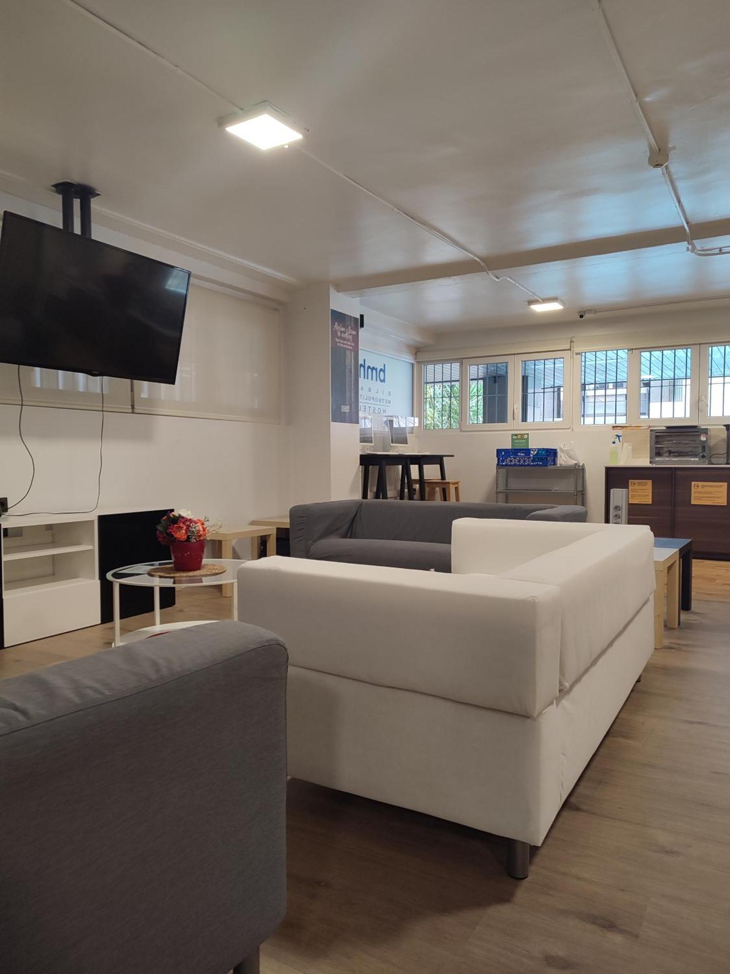 Bilbao Metropolitan Hostel By Bossh Hotels Zewnętrze zdjęcie