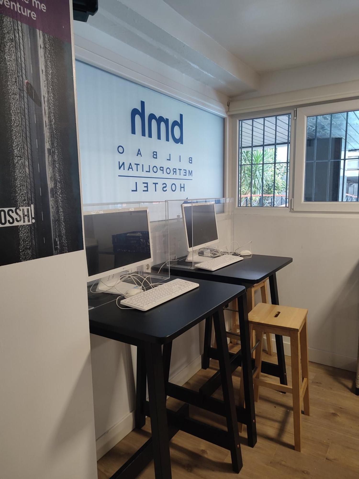 Bilbao Metropolitan Hostel By Bossh Hotels Zewnętrze zdjęcie
