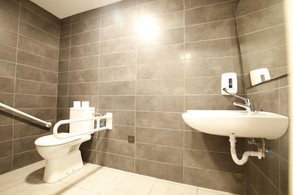 Bilbao Metropolitan Hostel By Bossh Hotels Zewnętrze zdjęcie